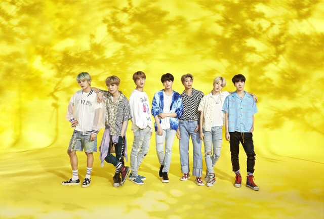 방탄소년단, 오리콘 첫 주 60만 포인트 돌파..해외 아티스트 싱글 최고 기록