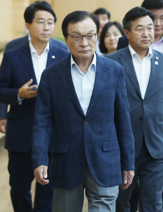 당청, 내일 日 수출 규제 대응 논의…김상조·정의용 참석