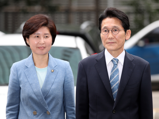 윤소하 '한국당, 정치는 무능…폭력은 유능'