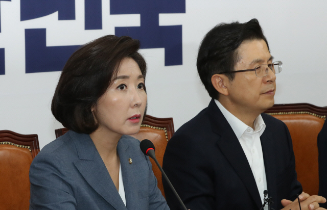 나경원 '文대통령 윤석열 임명, 최소한의 예의도 없다'
