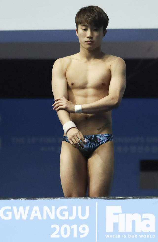 [세계수영]김수지 銅·우하람 4위…희망 쏜 한국다이빙