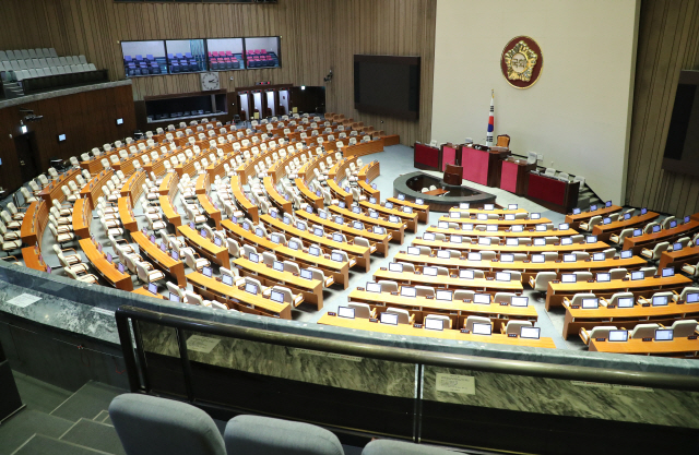 ‘일하는 국회법’ 있으나 마나...20대국회 법안처리율 ‘29.7%’