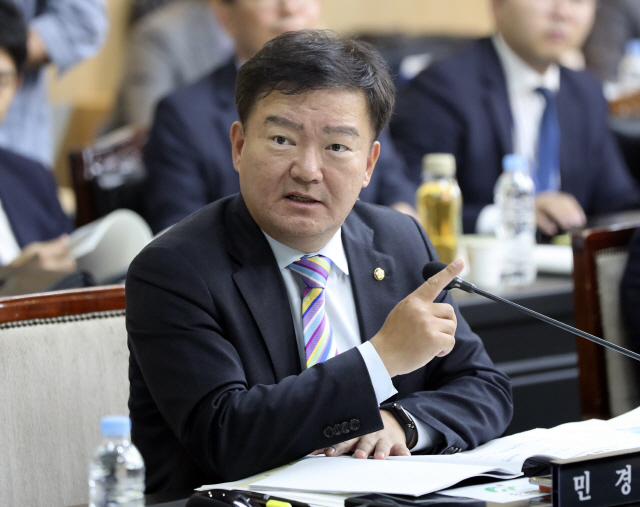 한국당 “내로남불 조국이 법무장관...국민이 심판할 것”