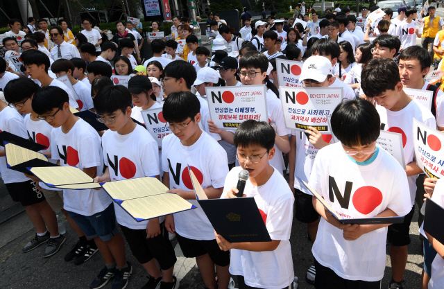 고교생 78% “일본 제품 불매운동 참여 중이다”