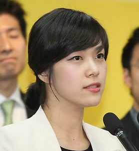 주미대사로 지정된 이수혁 더불어민주당 의원의 의원직을 승계 받게 된 정은혜 전 민주당 상근부대변인
