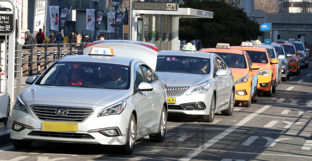 카풀 이용자단체 “공유경제 외면한 택시발전방안 중단해야”