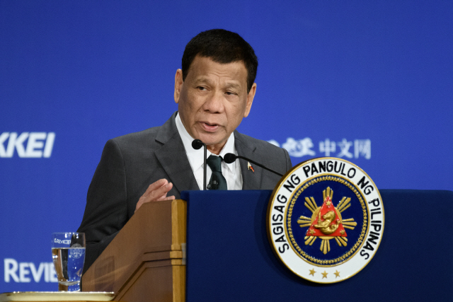 로드리고 두테르테 필리핀 대통령이 지난 5월 31일(현지시간) 일본 도쿄에서 열린 아시아 미래 콘퍼런스에서 연설하고 있다. /도쿄=블룸버그