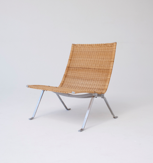 아트슈퍼마켓에서 구입할 수 있는 디자이너 폴 키에르홀름의 빈티지 의자. /사진제공=서울옥션