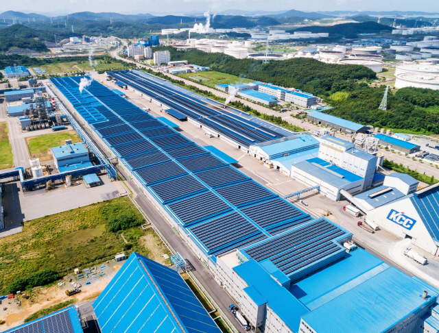 KCC, 서산에 중부권 최대 '태양광 발전소'