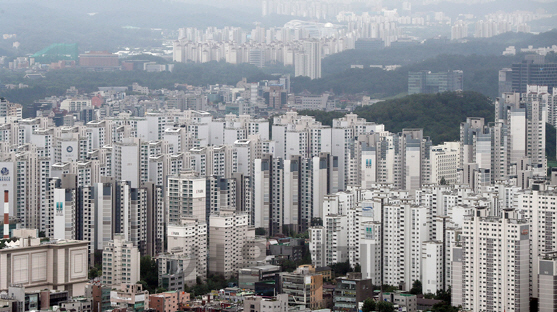 지난달 서울 주택거래, ‘똘똘한 한채’ 노리는 ‘원정투자’ 크게 늘어