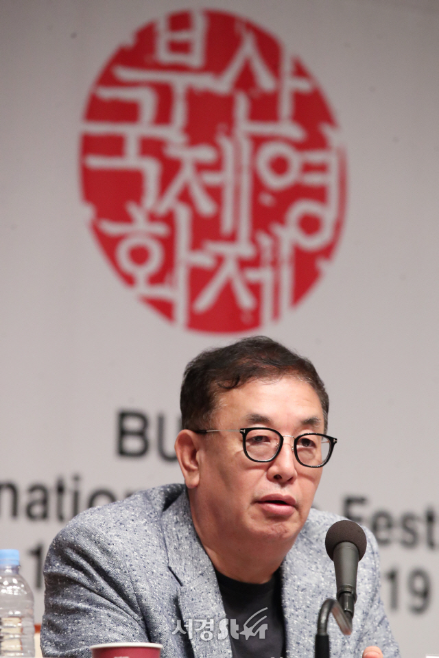 영화제 소개하는 차승재 운영위원장 (BIFF 2019 기자회견)