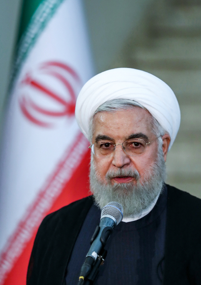 이란 정부 '핵 합의 이행중단 3차 조처 단행…EU에 통보”