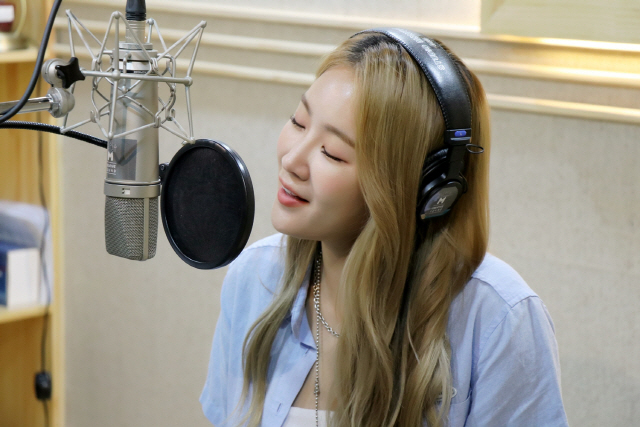비X소유, 펩시·스타쉽 'K-POP 콜라보 프로젝트' 녹음실 스포일러 이미지 공개