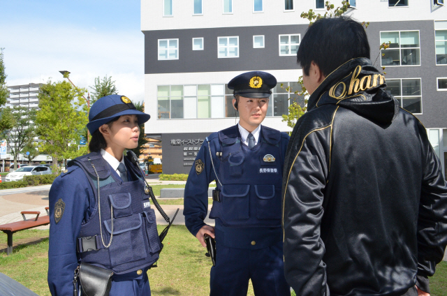 [자치경찰, 치안시스템의 대전환] 근무시간 절반 순찰·가구방문..나가노현 중요범죄 60% 줄여