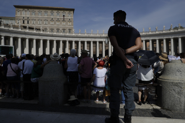 이번엔 바티칸서…10대 성학대 연루 사제 2명 법정행 위기(속보)