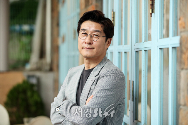 [인터뷰] 김상중, ‘나쁜 녀석들’ 영화화 “‘그알’이 주지 못하는 시원한 한방”