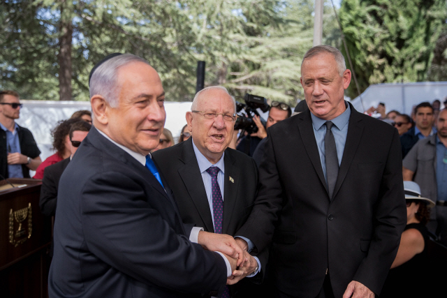 이스라엘 대통령, 정당들과 차기 총리후보 논의…승자 안갯속