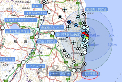 아사히신문에 따르면 일본 외무성은 지난 24일부터 주한일본대사관 홈페이지를 통해 후쿠시마시와 이와키시 등 후쿠시마현 2곳, 도쿄 신주쿠(新宿) 등 일본 내 3개 지점과 서울의 방사선량을 비교해 게시하기 시작했다.주한일본대사관 홈페이지 캡처/연합뉴스