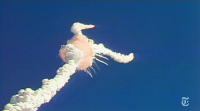 미국 플로리다에서 발사된 챌린저호가 73초 만에 폭발하고 있다. /뉴욕타임스 유튜브 캡처