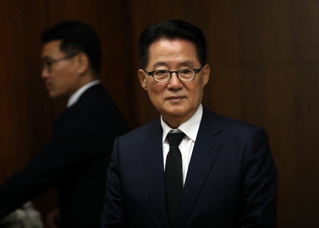 박지원, '文대통령 사과 요구' 나경원에 '한국당 가서 큰절 하란 말인가'