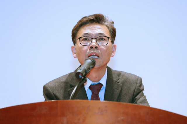 '중기 재정여력 불충분'…공개 경고한 KDI
