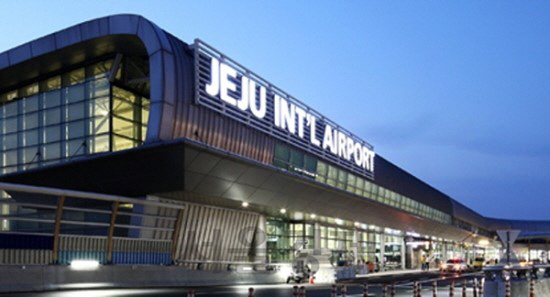 환경부, 국토부에 '제주 2공항' 평가서 수정 요구