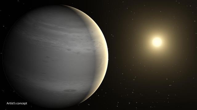 작은곰자리에 있는 별 8 Umi(오른쪽)와 그 주위를 도는 행성 8 Umi b(왼쪽). 이들의 이름을 정하는 온라인 투표가 진행 중이다./한국천문연구원 홈페이지