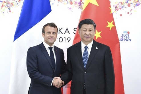 에마뉘엘 마크롱 프랑스 대통령과 시진핑 중국 국가주석/신화=연합뉴스