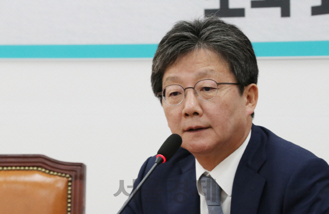 박지원, '보수통합론'에 '박근혜 전 대통령 사전에 '용서' 없어…분열될 것'