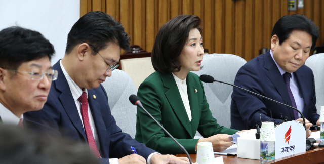 한국당 '대통령의 정의는 이 세상 정의 아냐'...文 ‘정의 확산’ 발언 비판