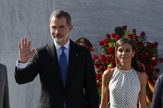 쿠바를 국빈방문 중인 펠리페 6세 국왕(왼쪽)과 레티시아 왕비./로이터연합뉴스