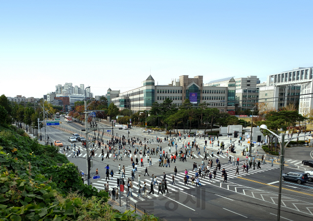 내년에 대각선횡단보도가 설치될 연세대 앞의 예상 모습.  /사진제공=서울시