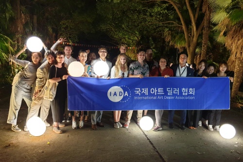 국제아트딜러협회(IADA), 중국 상해에 한국의 신진작가 소개