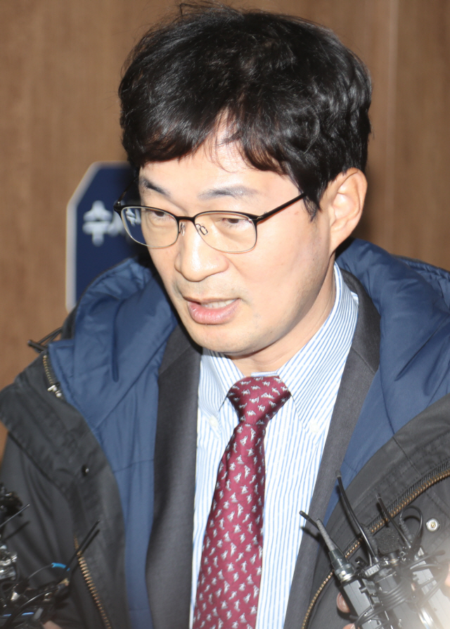 성폭행 혐의 고소당한 김건모, 무고 혐의로 맞고소