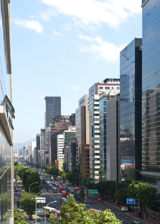 벤처·복부인 뛰어든 '욕망의 테헤란로'...한국도시 현대사 응축된 '자본 블랙홀'