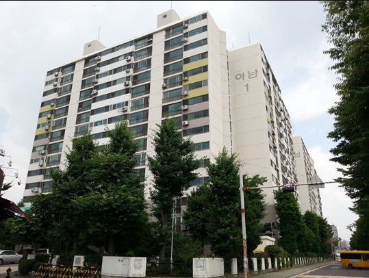 송파구 오금동 아남아파트의 현재 모습./사진제공=쌍용건설