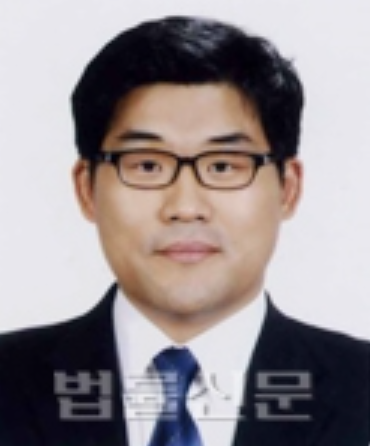 '靑 울산시장 선거개입' 수사 부장검사 좌천 인사에 사직