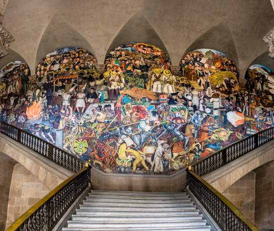 디에고 리베라의 멕시코 대통령궁 벽화  ‘멕시코의 역사’ 1929-35년