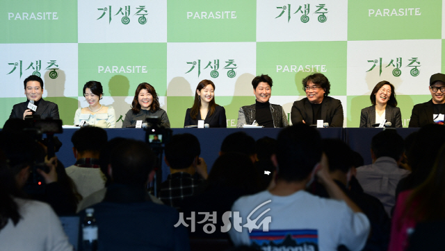 '기생충', 한국 영화사에 한 획을 긋다 (기생충 기자회견)