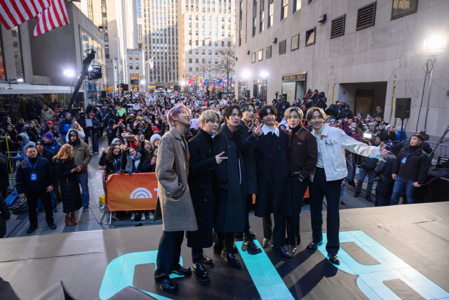 방탄소년단, 美 NBC·MTV 프로그램 출연…전 세계 아미와 뉴욕 점령