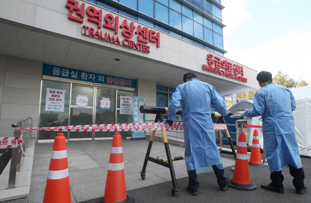 [속보] 울산시 “14번 코로나19 확진자 발생, 27세 중구 거주 회사원”