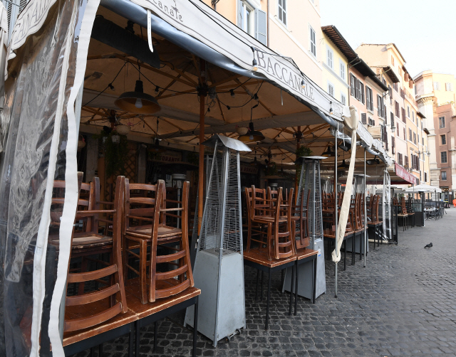 10일(현지시간) 이탈리아 로마의 한 음식점이 닫혀있다./로마=신화연합뉴스