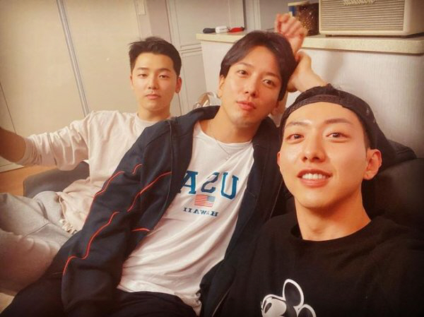 씨엔블루 강민혁, 정용화, 이정신 / 사진=이정신 인스타그램