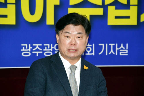 기자회견 하는 이석형 후보 /사진=연합뉴스