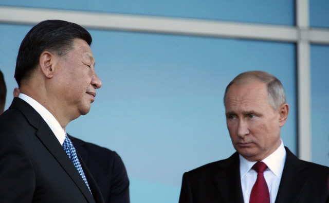 '러시아에 마스크 대량 지원'…中 시진핑, 코로나19 사태 속 푸틴과 밀월 '과시'
