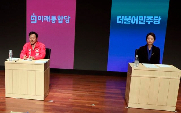 고민정 '무상급식 아직도 반대하나' vs 오세훈 '조국 사태 어떻게 생각하나'