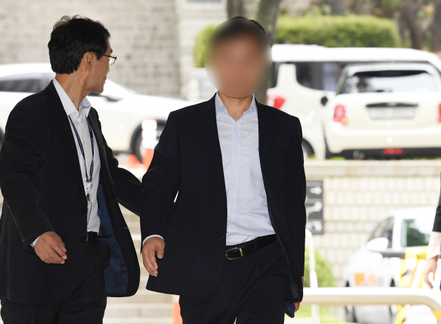 검찰, 버닝썬 윤총경에 징역3년 구형