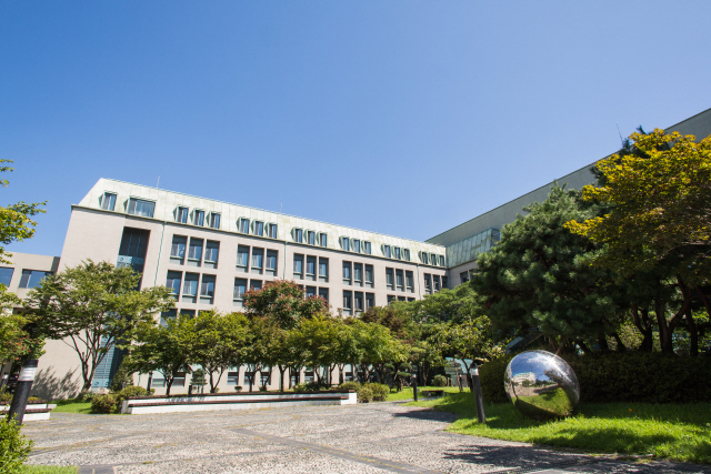 KAIST 경영대학 전경. KAIST 경영대는 7개의 일반·산업 특화 MBA 과정을 운영한다./사진제공=KAIST