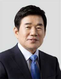 21대 국회의장, 유일한 6선 박병석·대표 경제통 김진표 유력