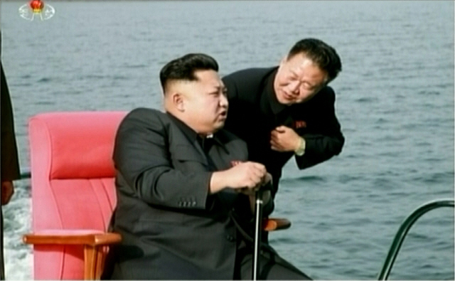 [뒷북정치] 김정은 사후 북한판 '왕좌의 게임' 승자는